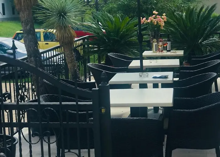 Dolce Hotel *
